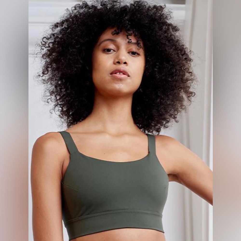 ADAY Lighten Up sport bra in Moss green New XS